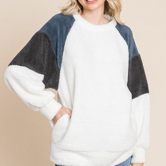 Culture Code Color Block Faux Fur Raglan Sleeve Sweatshirt